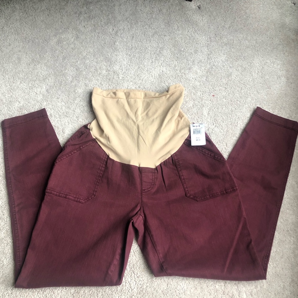 A Pea In The Pod NWT maternity jeans